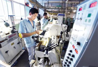 以優質營商環境為沃土，賦能光學鏡片加工產業高質量發展